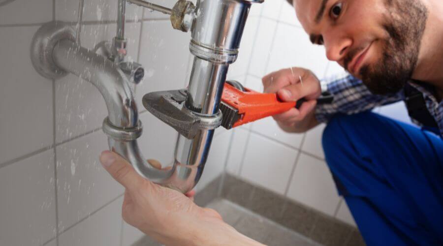 Professional same day plumber services in Michigan, ND